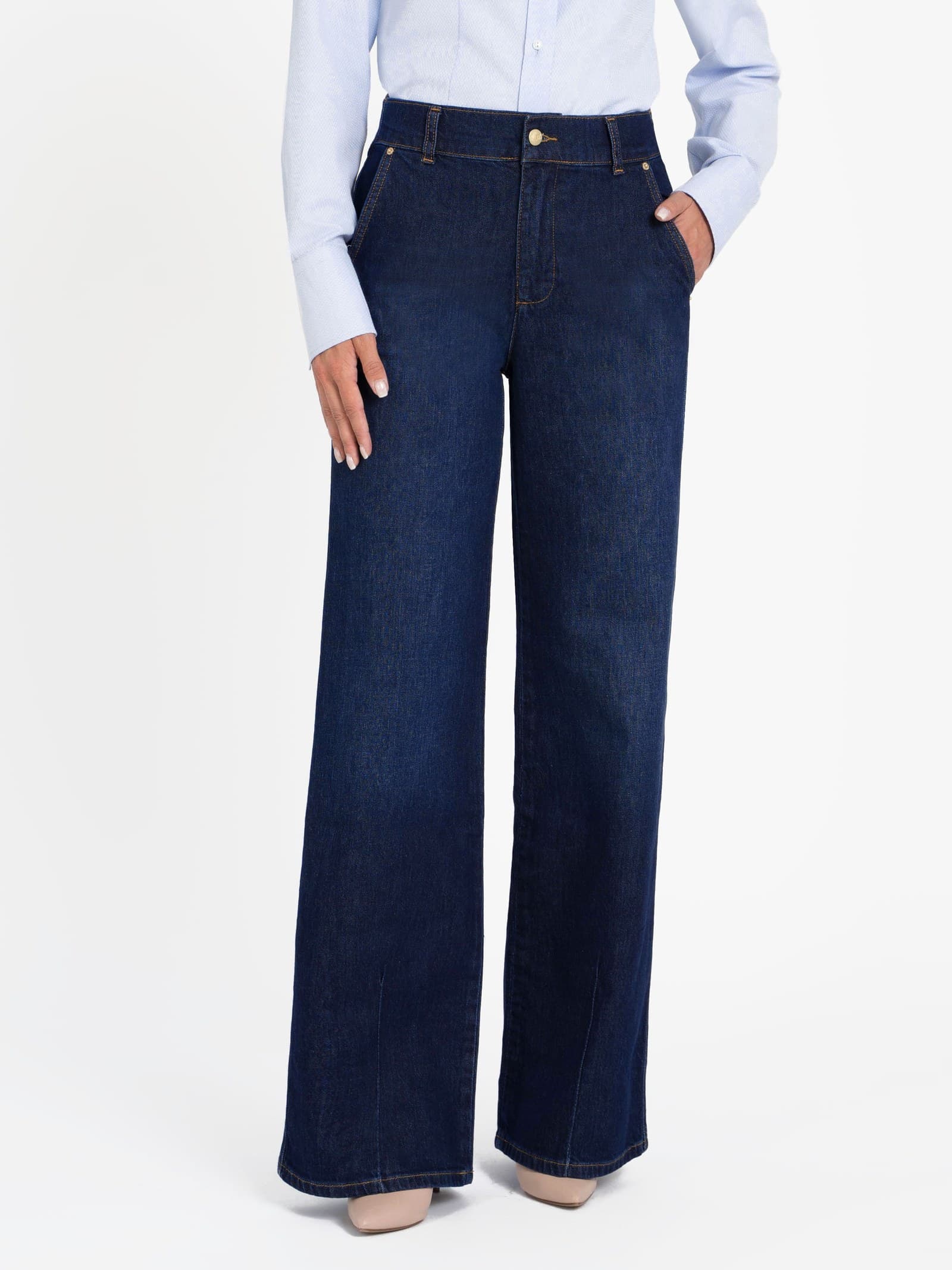 Wide-Leg Jeans — Ankle Pleat