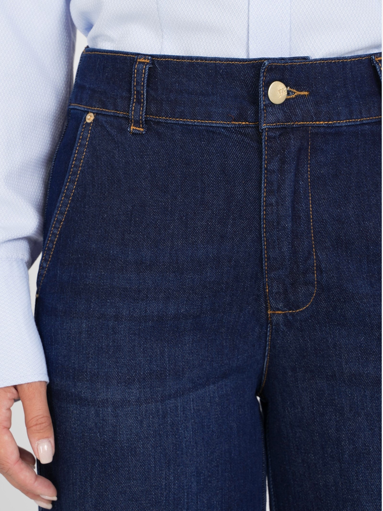 Wide-Leg Jeans — Ankle Pleat — 4