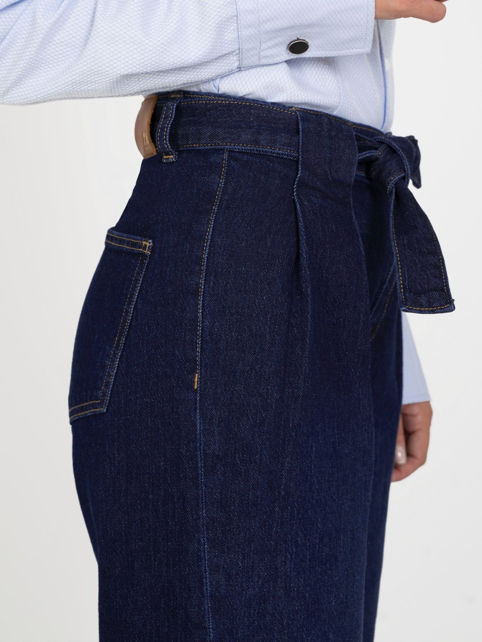 Paperbag-Waist Wide-Leg Jeans — 5